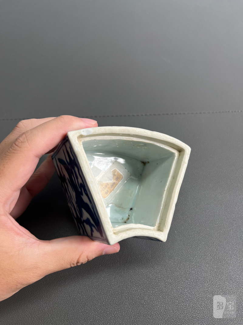 明万历  “督理府”款青花八宝云鹤纹蛐蛐罐（一对） - 图19